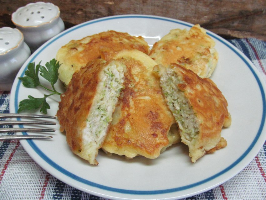 Куриные котлеты с рисом