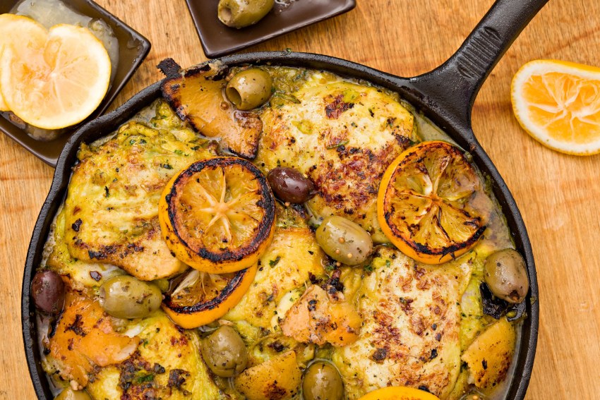 Курица с лимоном и оливками по мароккански