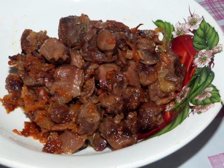 Спагетти с желудками куриными