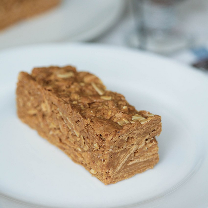 Чизкейк Карамельный с арахисом