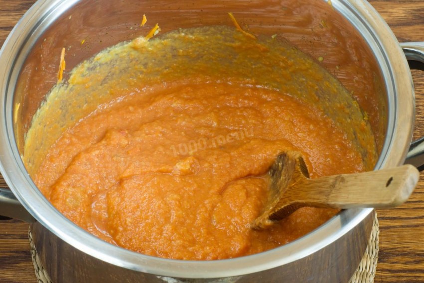 Домашняя кабачковая икра в банках