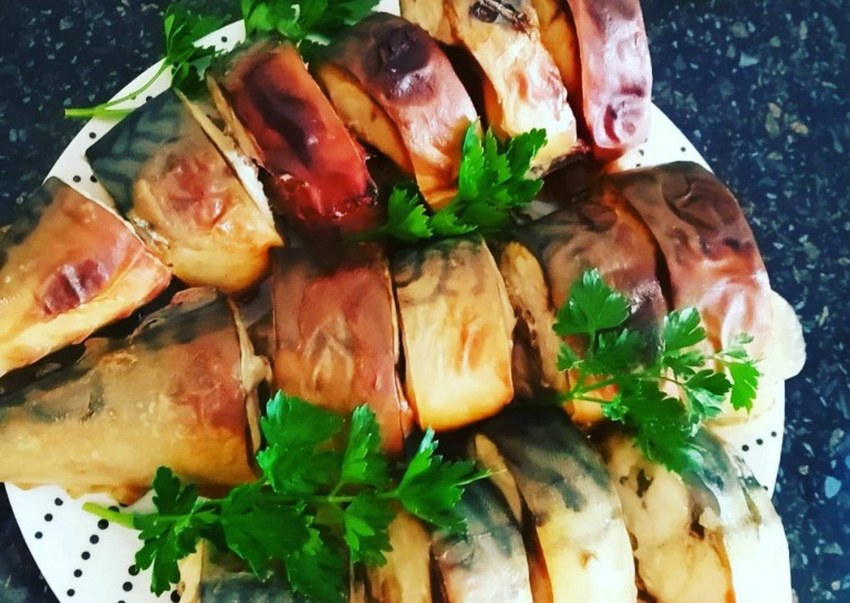 Скумбрия, запеченная в горчичном соусе