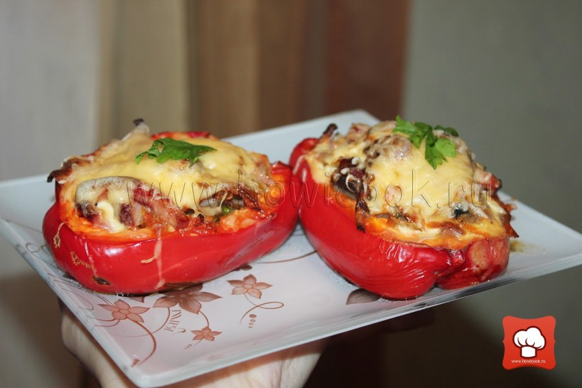 Перец фаршированный курицей
