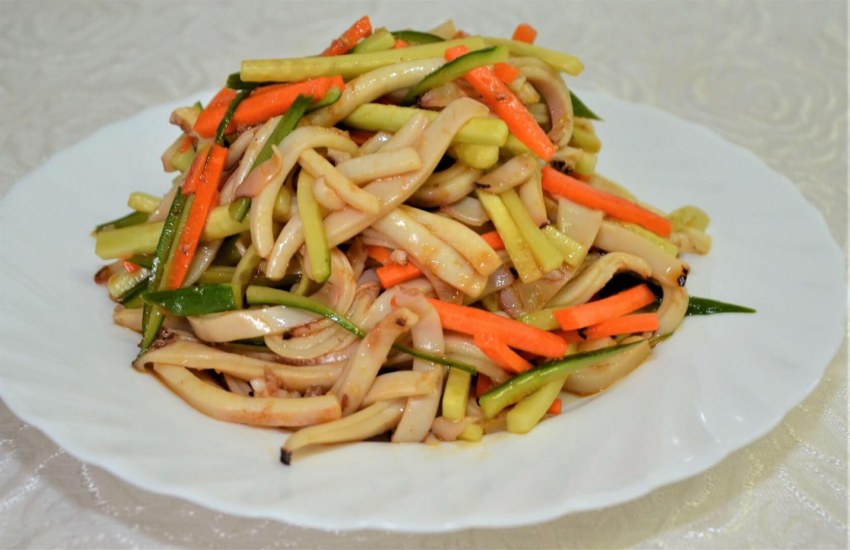 Корейский салат с кальмарами