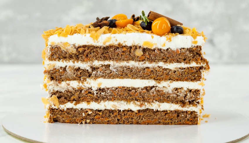 Морковный торт с апельсиновым кони