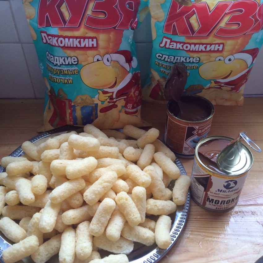 Горка кукурузных палочек