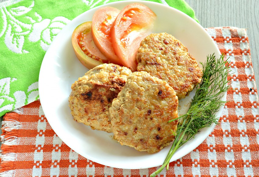 Котлеты из индейки с овощами