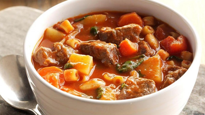 Мясо тушеное с овощами