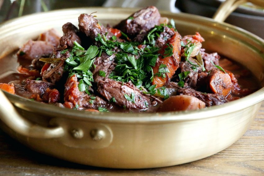 Жаркое из говядины с овощами