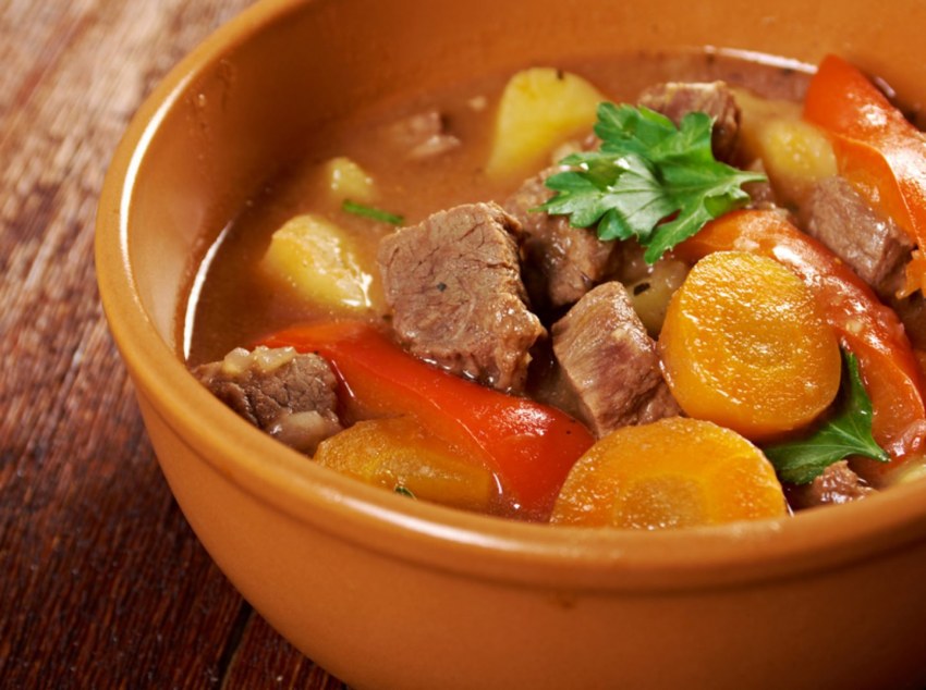 Рагу из оленины с овощами