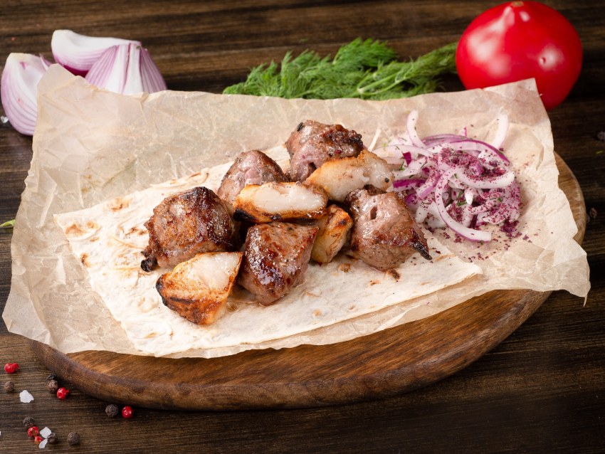Мясной рулет с печенью