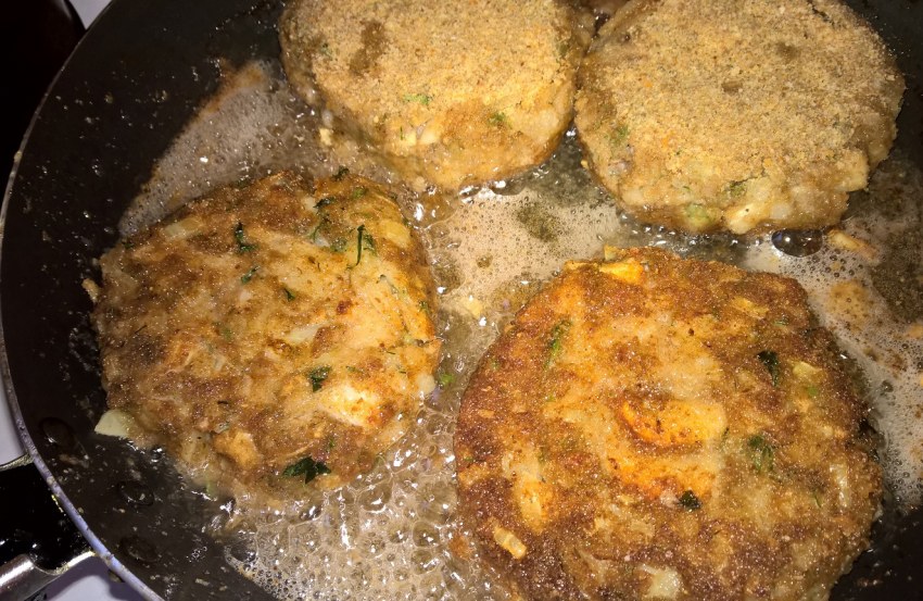 Мясные биточки с грибами