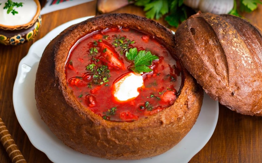 Борщ с грибами и бататом