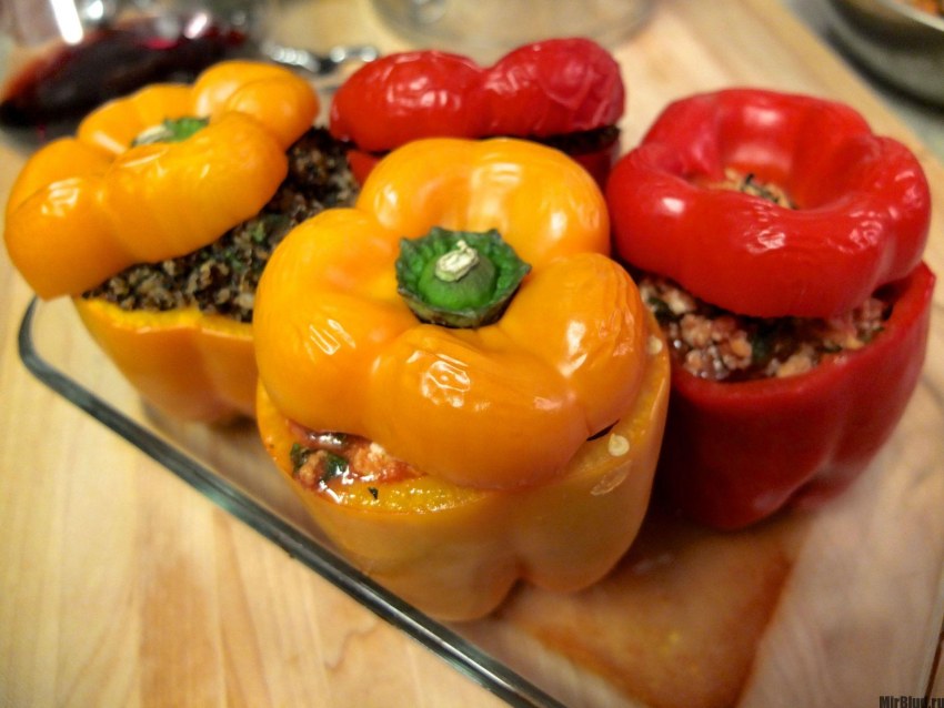 Перцы, фаршированные шампиньонами