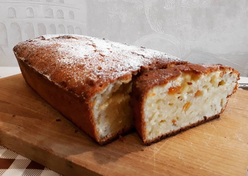 Маффин с изюмом