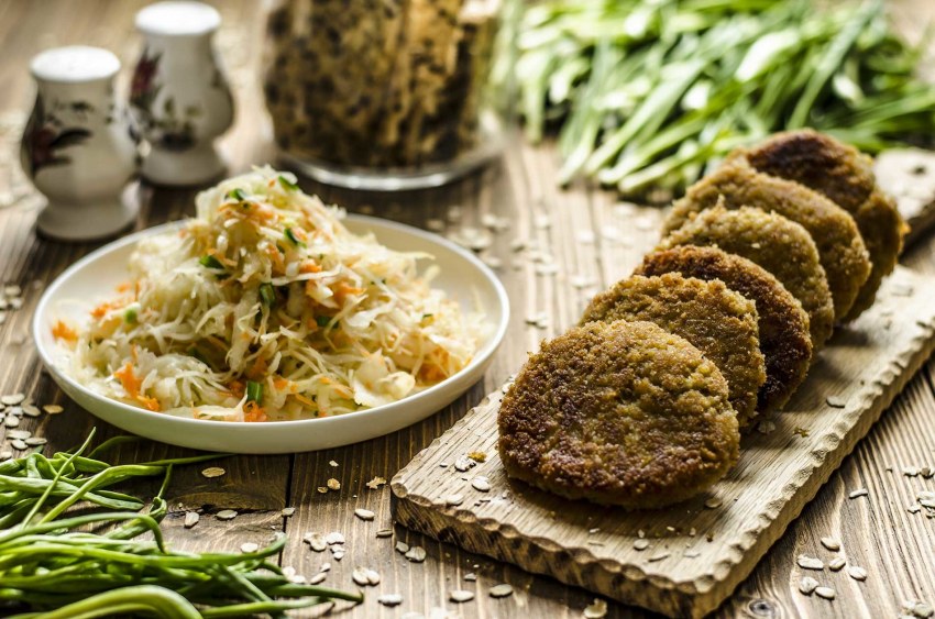Куриные котлеты с овсяными хлопьями