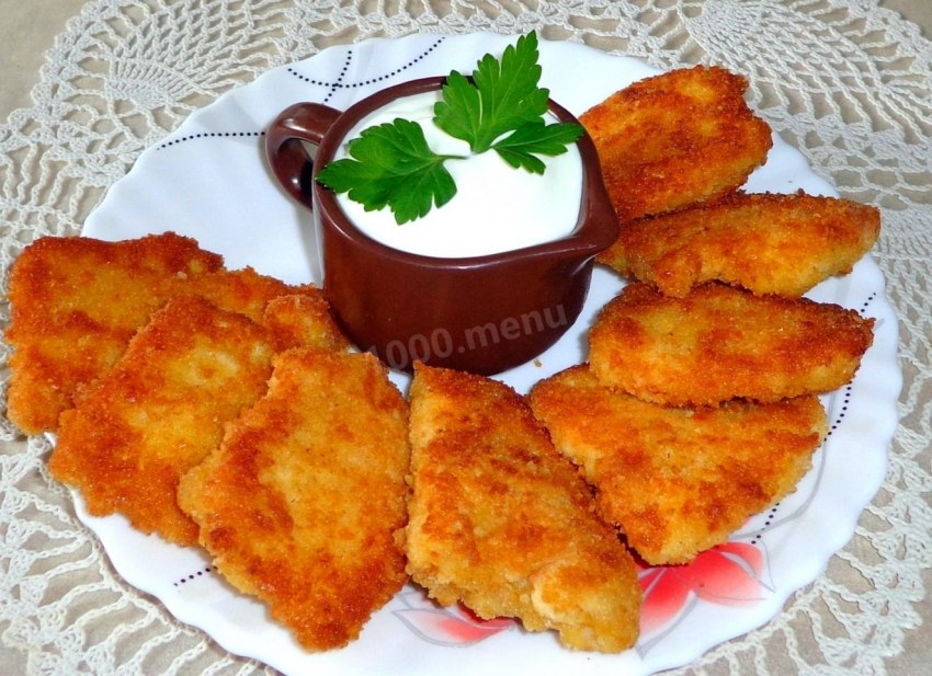 Отбивная с картофелем фри