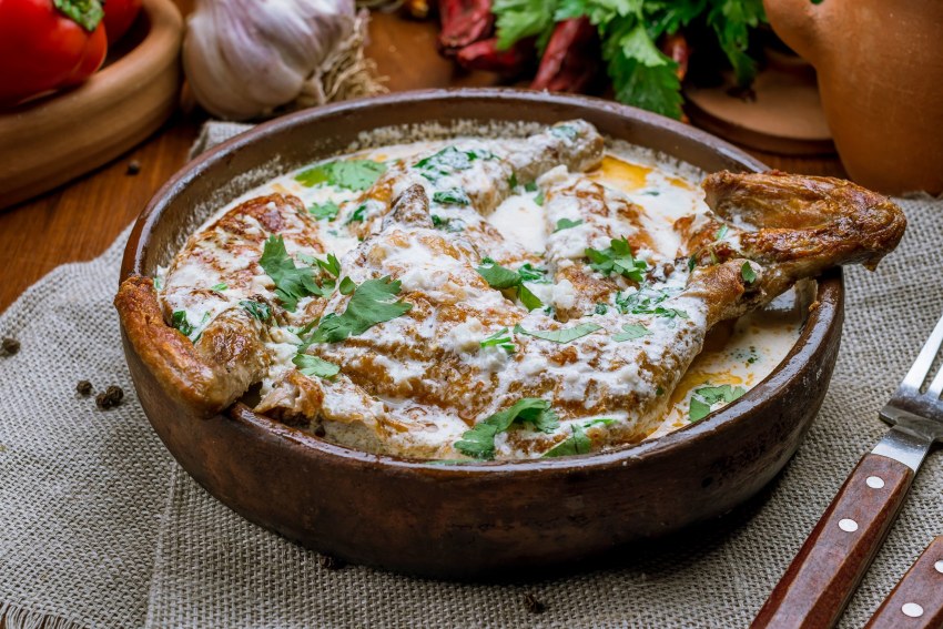 Грузинская курица Чкмерули