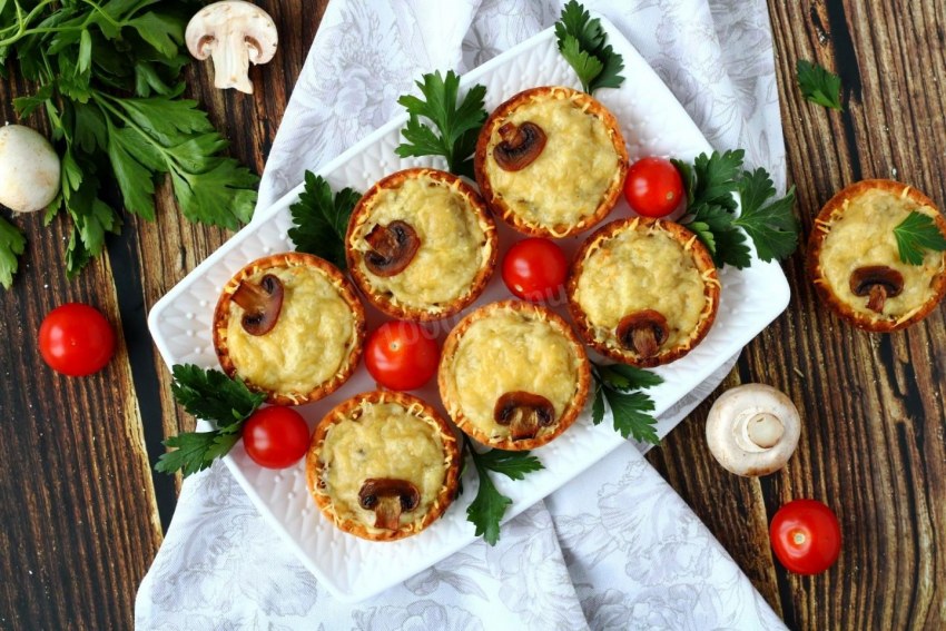 Валован с курицей