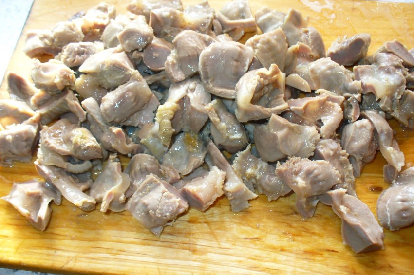Вареные гусиные желудки