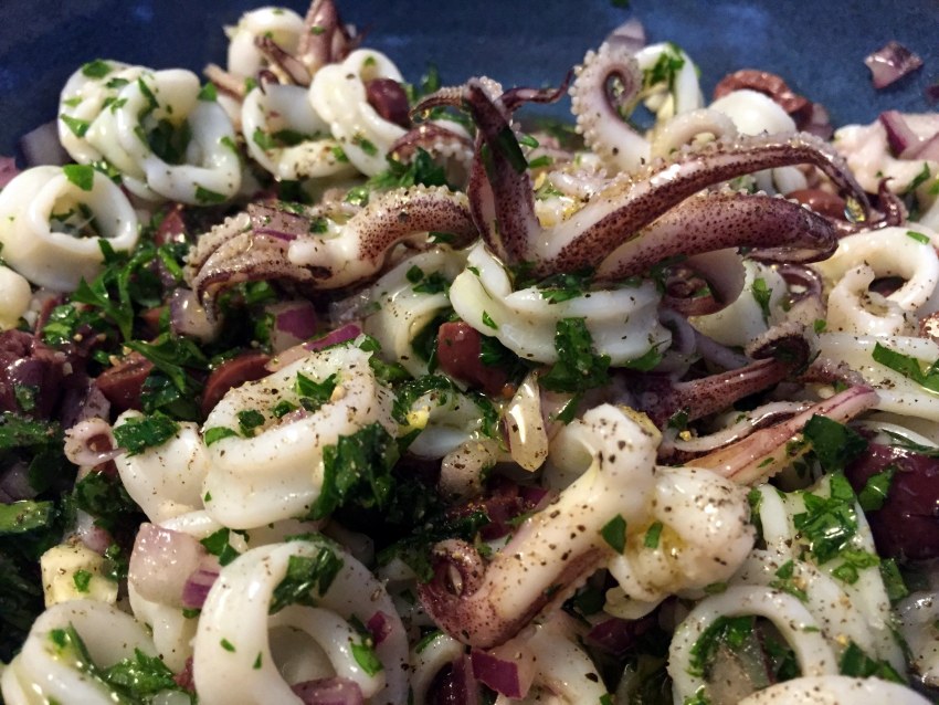 Салат морской коктейль