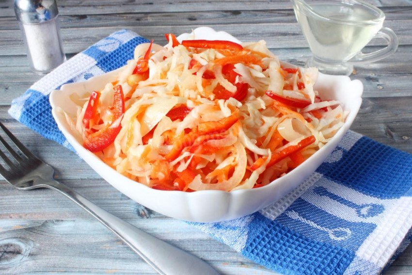 Салат из редьки с овощами