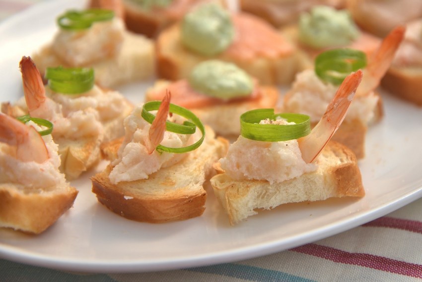 Закуски в корзиночках