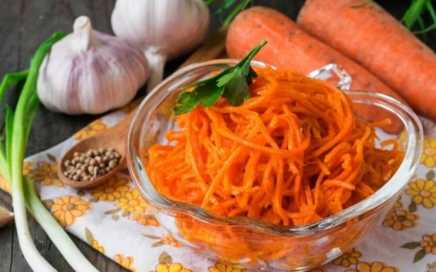 Любовь Ким морковь по корейски
