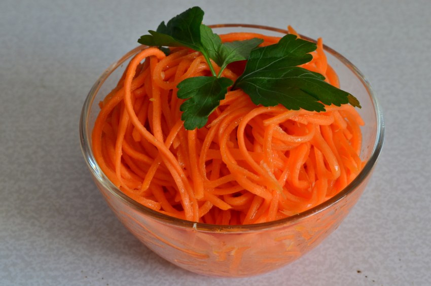 Морковка по корейски
