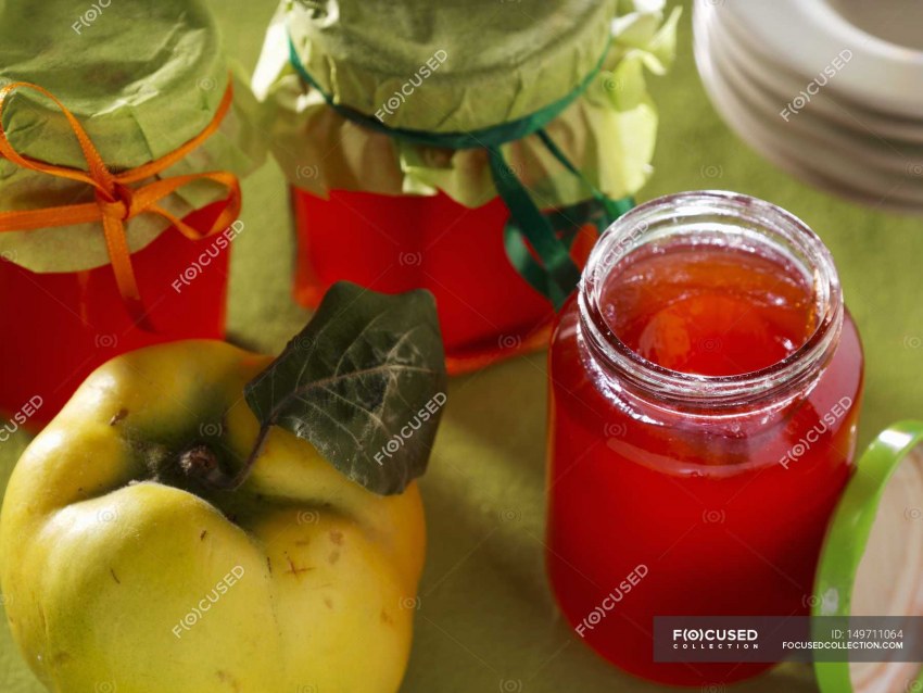 Желе из айвы японской