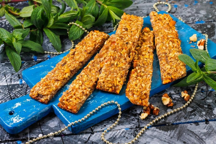 Козинаки из овсянки с медом и сухофруктами