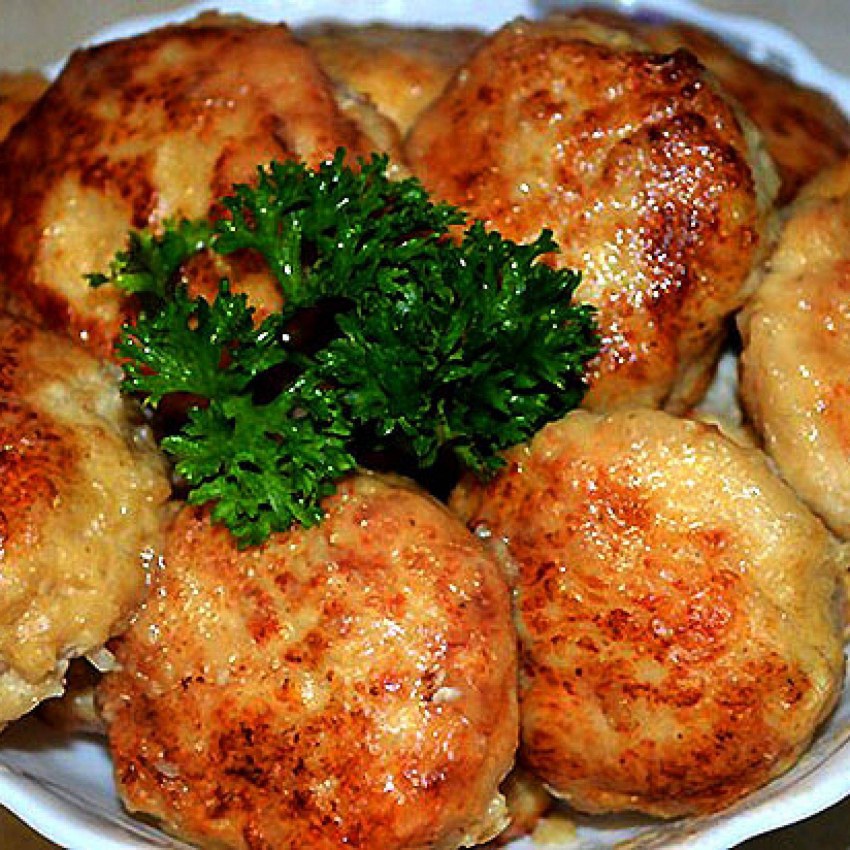Куриные котлеты с сыром