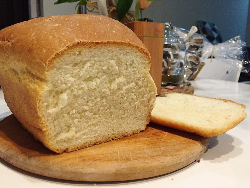 Белый хлеб на закваске