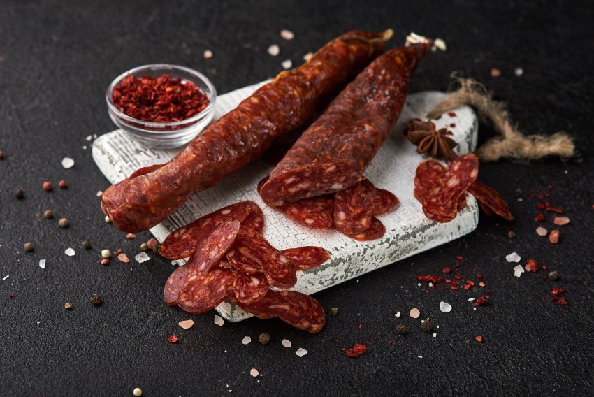 Салями сыровяленая