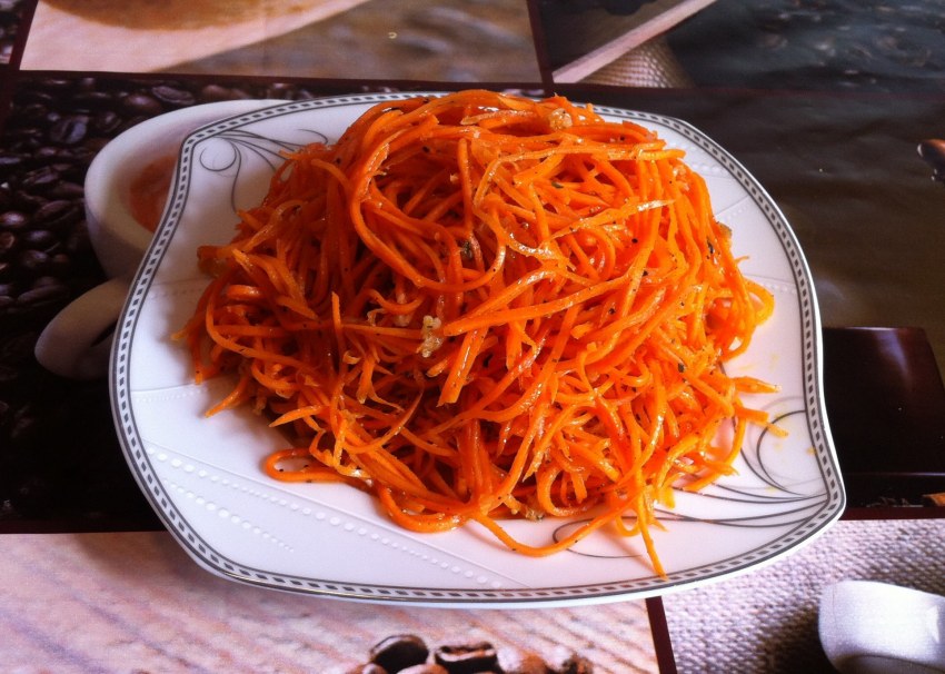 Пряная морковь на сковороде
