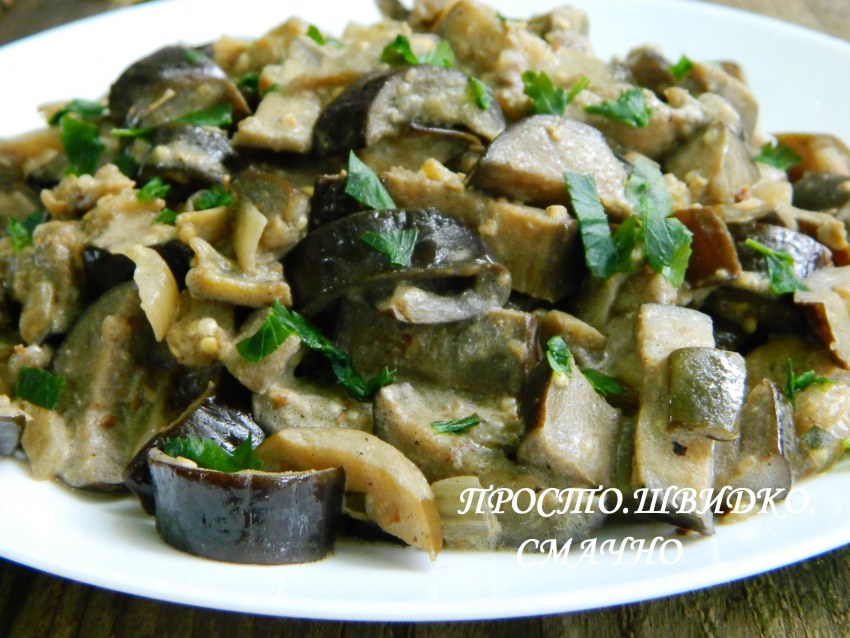 Картошка с грибным соусом
