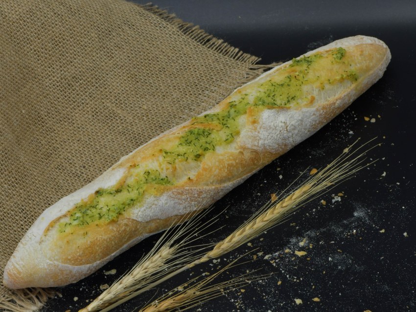 Батон с начинкой