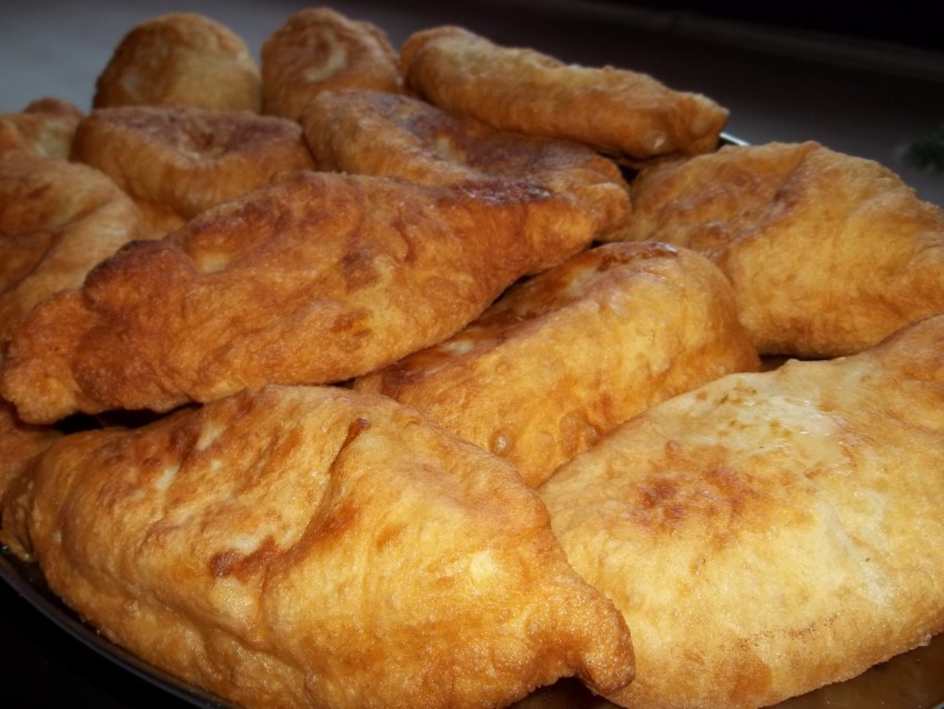 Лобиани из тонэ.