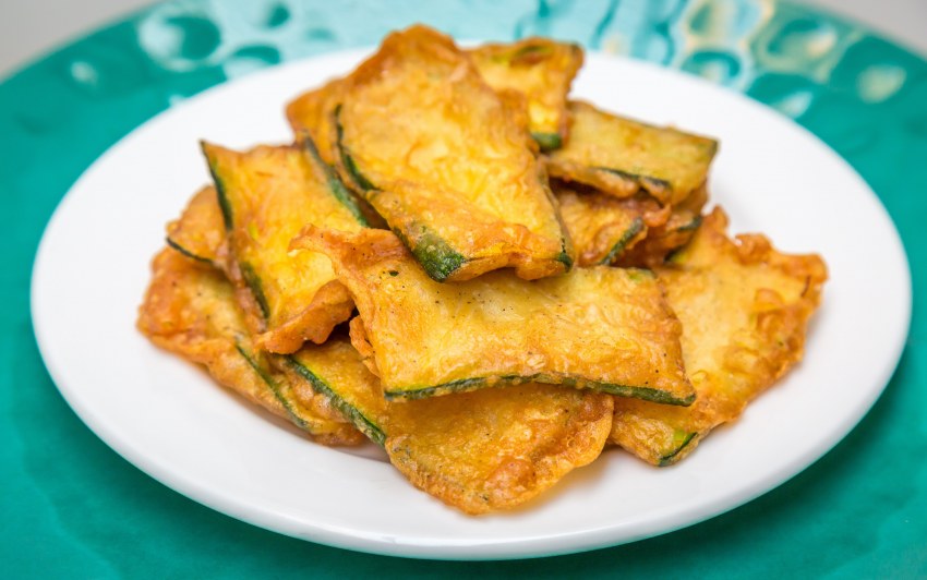 Кабачки в кляре