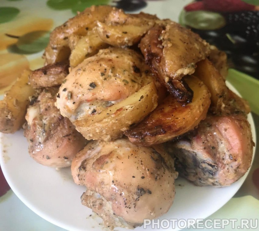 Куриные ножки в духовке с хрустящей корочкой с картошкой