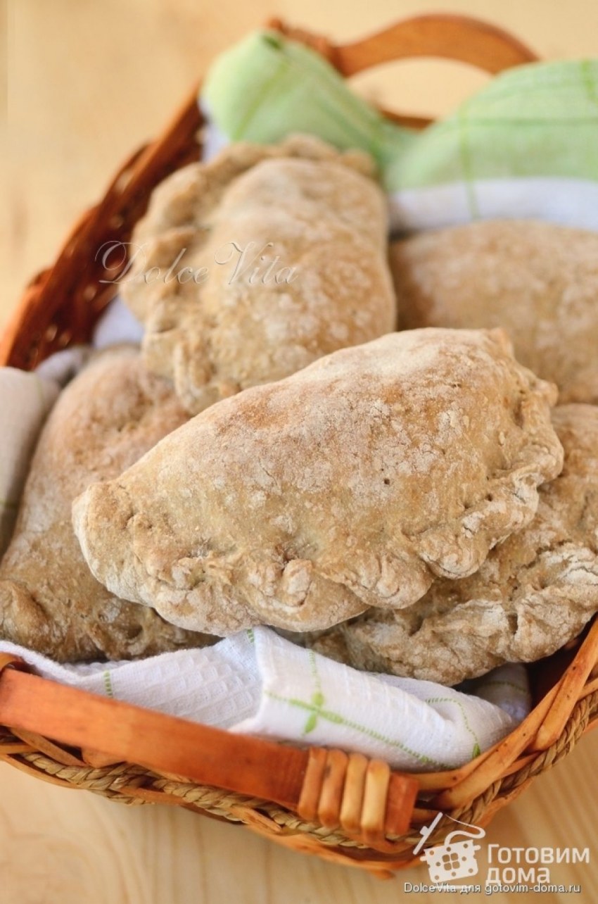 Ржаные пирожки с капустой