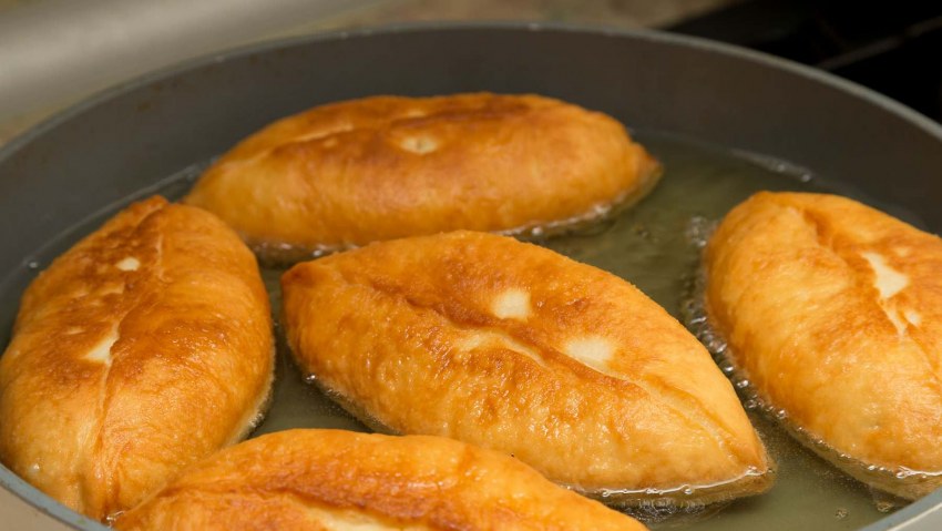 Пирожки жареные