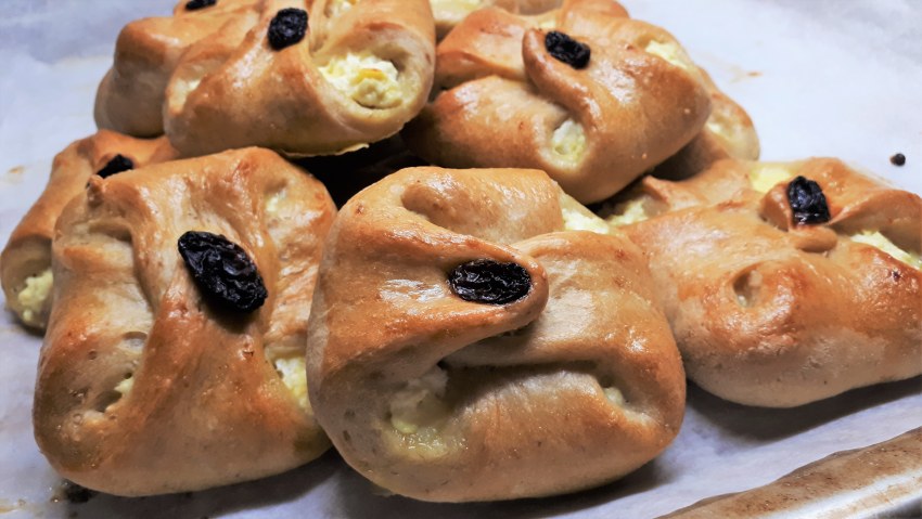 Венгерская булочка
