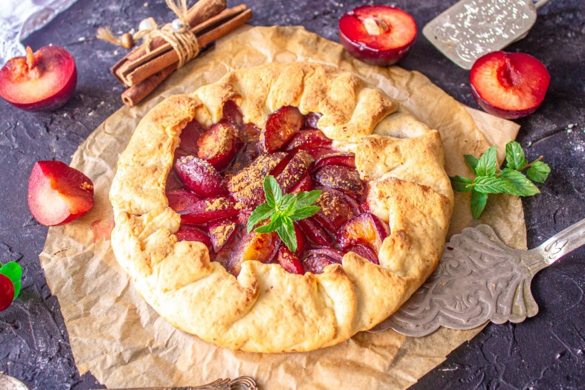 Галета с яблоками и корицей