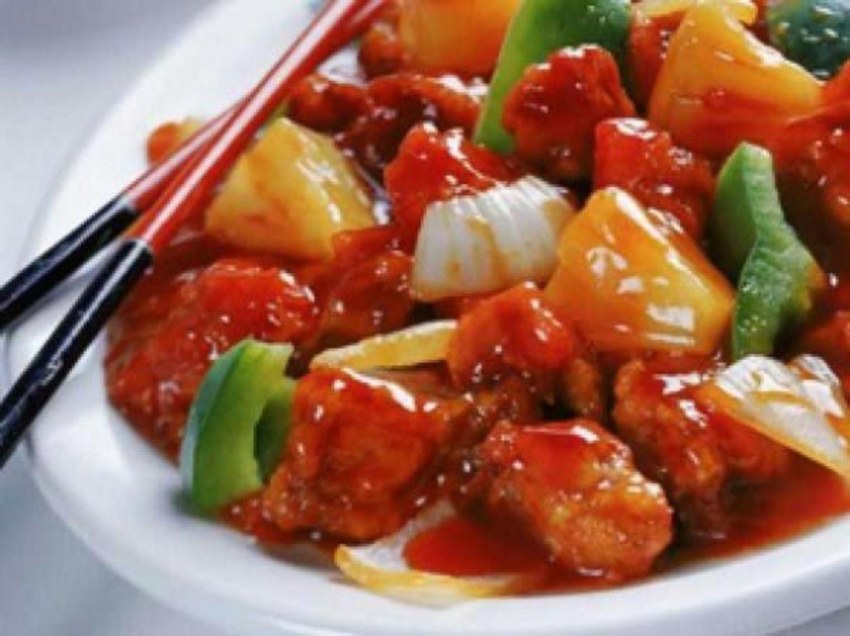 Курица в кисло-сладком соусе по-китайски с овощами