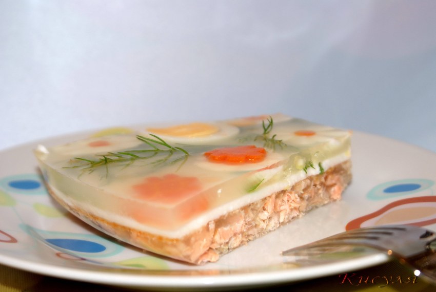 Рыбное заливное мраморное