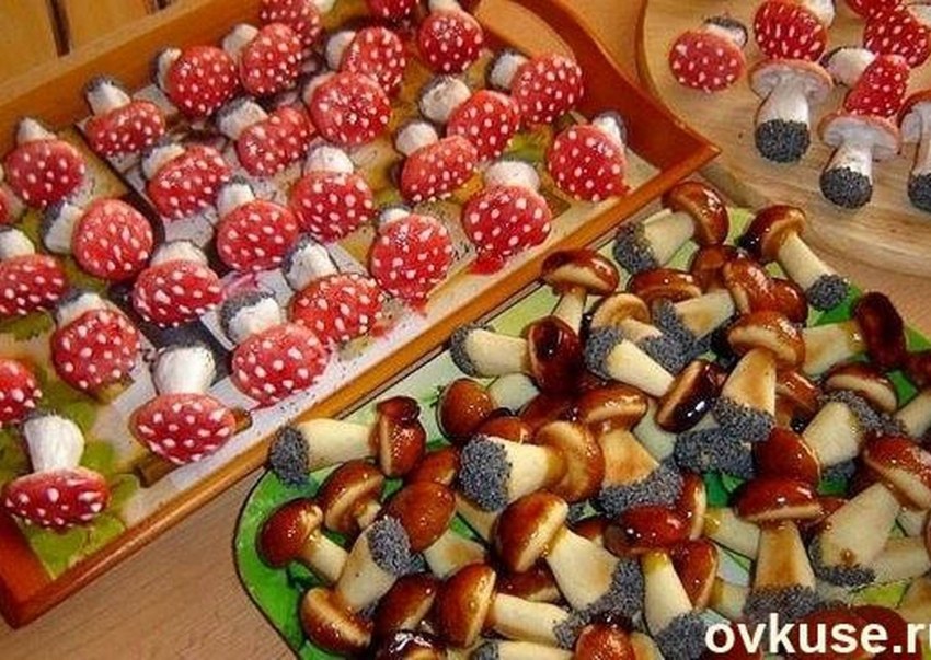 Печенье белые грибочки и мухоморы