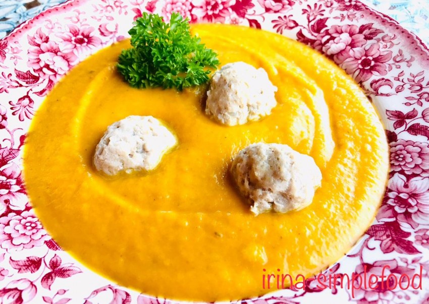 Тыквенный суп с клецками