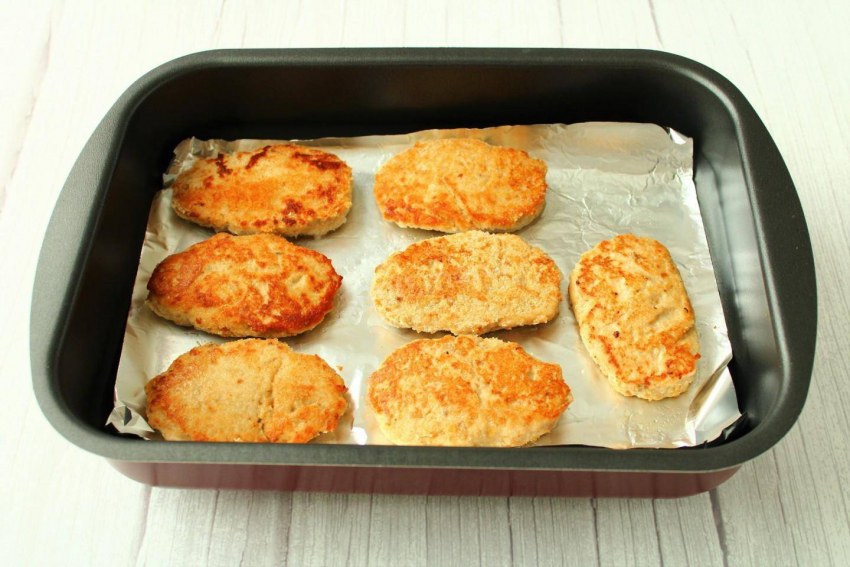 Котлеты в духовке сочные