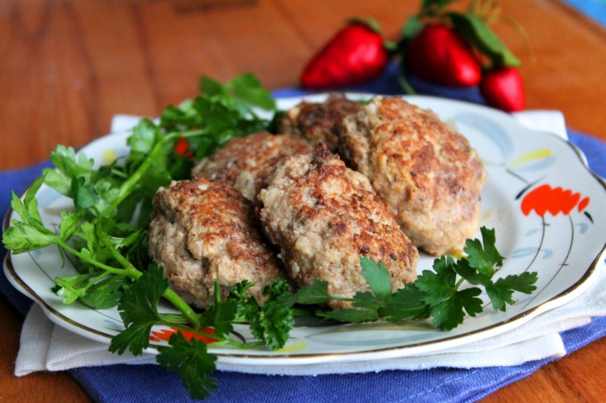 Мясные котлеты в духовке